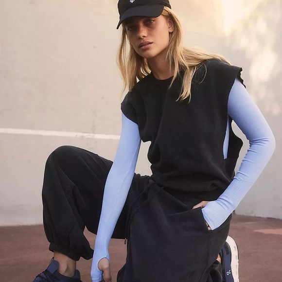 FP Movement Throw and Go Jumpsuit NWT - medium - Picture 3 of 6